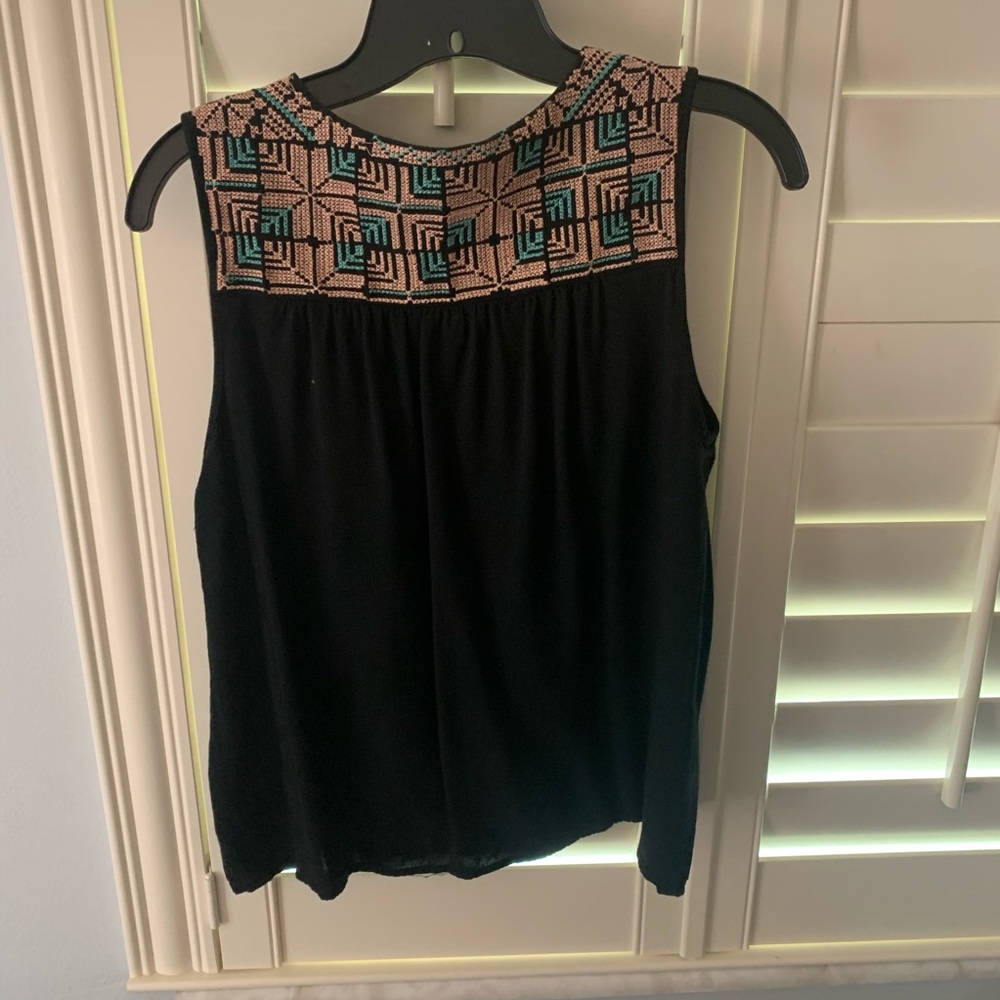 Forever 21 Top - Picture 4 of 5